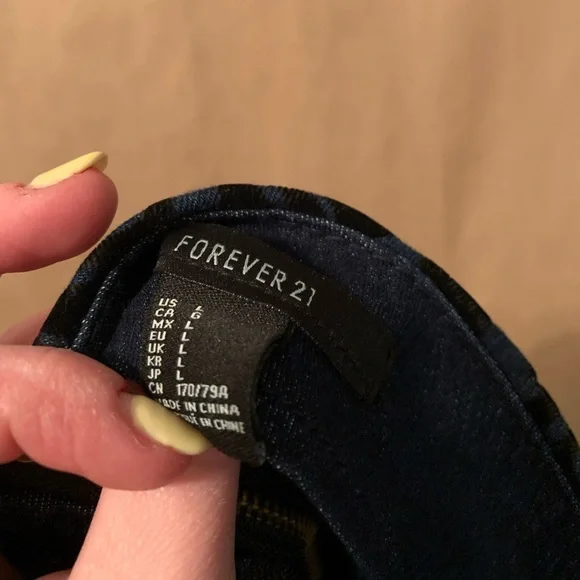 Forever 21 Shorts - Picture 3 of 3